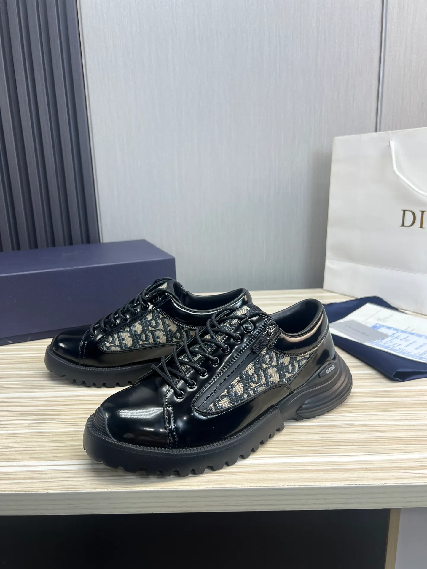 Men's men's shoes💰620💰 Dior men's business casual leather shoes👞all made of imported original brand leather, just to create a more comfortable wearing experience, upper: original cowhide stitching➕imported sheepskin lining, original non-slip and wear-resistant rubber outsole✔️36-45 (45 non-returnable)
